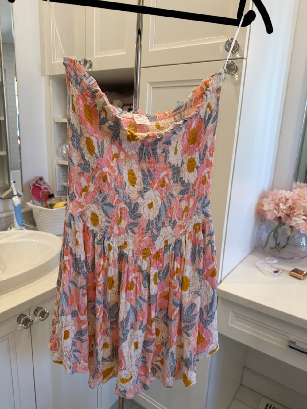 Body Glove Pink Floral Smocked Casual Sundress
